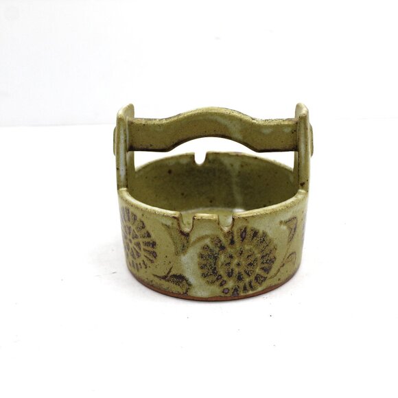 Wishing Well Floral Vintage Ashtray - Picture 1 of 6